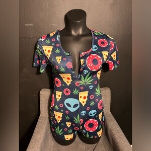Colorful Alien and Pizza Print Romper Medium Short Sleeve